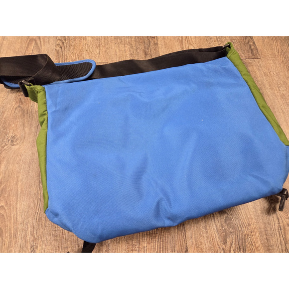 Crumpler The Considerable Embarrassment Laptop Messenger Bag Crossbody Blue - Picture 9 of 9